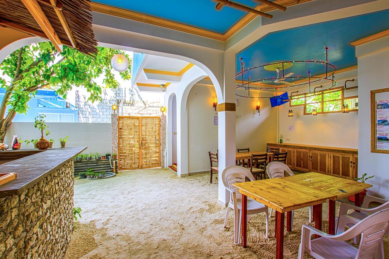 Select Village Maafushi Eksteriør billede