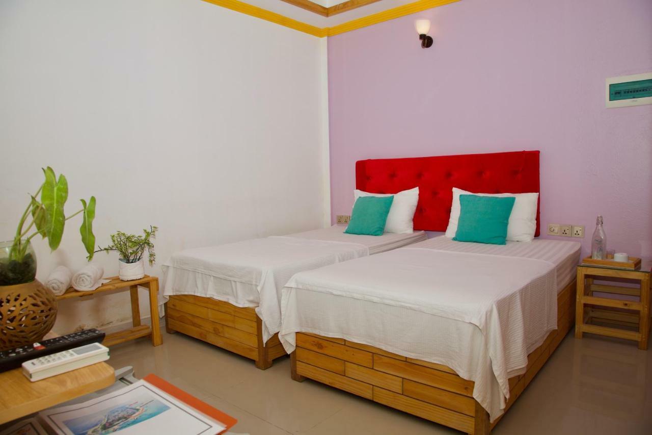 Select Village Maafushi Eksteriør billede